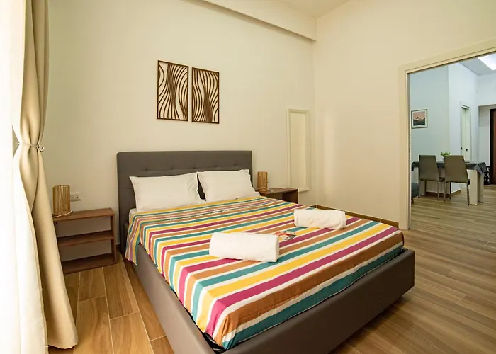 Portanova14 - Historic Center Apartment